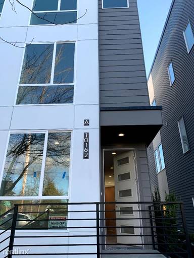 Main picture of 10162 Holman Rd NW