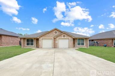 Main picture of 4615 Brutus Ln