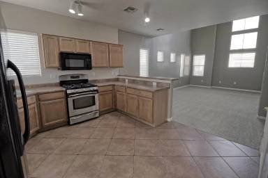 Main picture of 14167 S Avenida Zumba