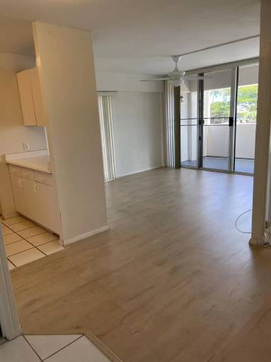 Main picture of 3388 Salt Lake Blvd