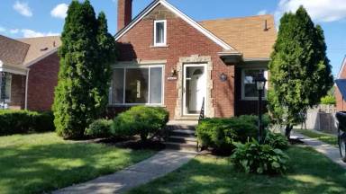 Main picture of 20607 Lochmoor St