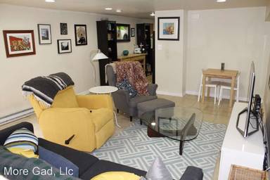 Main picture of 3006 N Calvert St