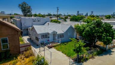 Main picture of 930 Fraser Ave