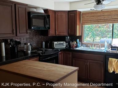 Main picture of 7941 SE 103rd Ave