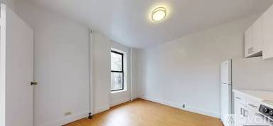 Main picture of 19 Commerce St Apartments