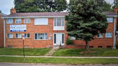 Main picture of 22570 W 7 Mile Rd