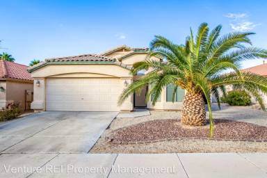 Main picture of 42520 W Hall Dr