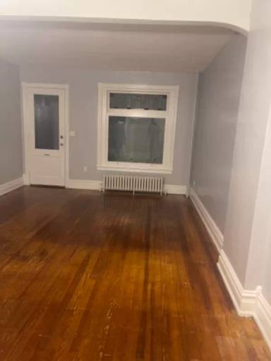 Main picture of 1026 W Green St