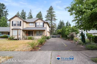 Main picture of 6638 3rd Way SE