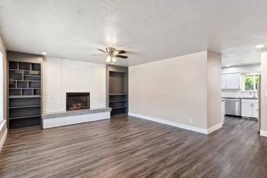 Main picture of 1334 Henderson Dr
