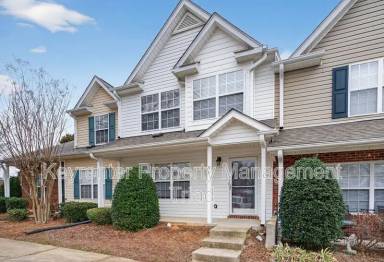 Main picture of 94 Tannenbaum Cir