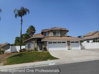 Main picture of 40653 Alondra Dr