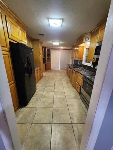 Main picture of 4117 Tracy Cir