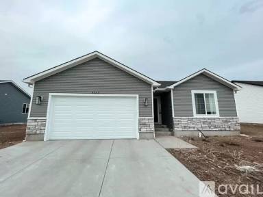 Main picture of 4243 Zona Way