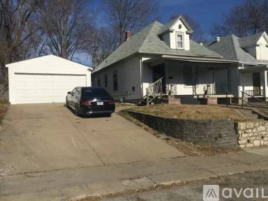 Main picture of 3846 E 9th Ter