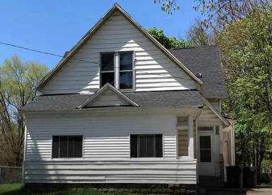 Main picture of 180 McLaughlin Ave