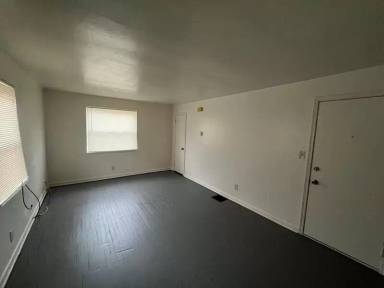 Main picture of 246 Basswood Ave
