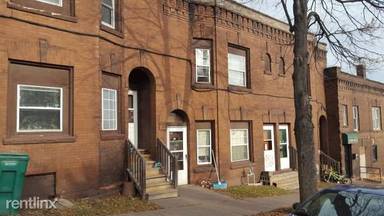 Main picture of 14 N 18th Ave W