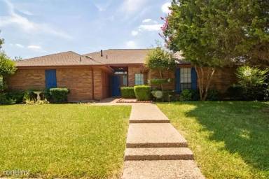 Main picture of 4440 Birdsong Ln