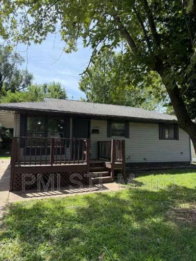 Main picture of 10870 Spring Garden Dr