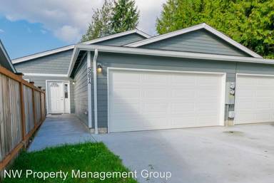 Main picture of 527 106th Pl SW