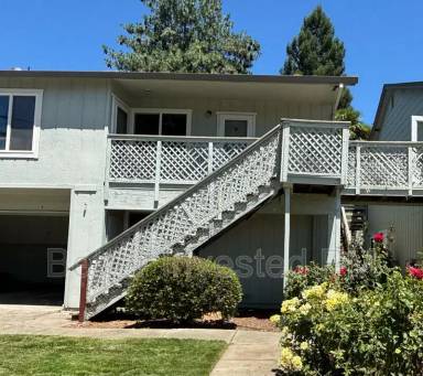 Main picture of 304 Cooper Ln