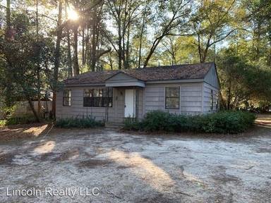 Main picture of 1312 McArthur Dr