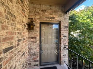 Main picture of 4405 Bellaire Dr S