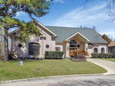 Main picture of 131 Brookgreen Cir N