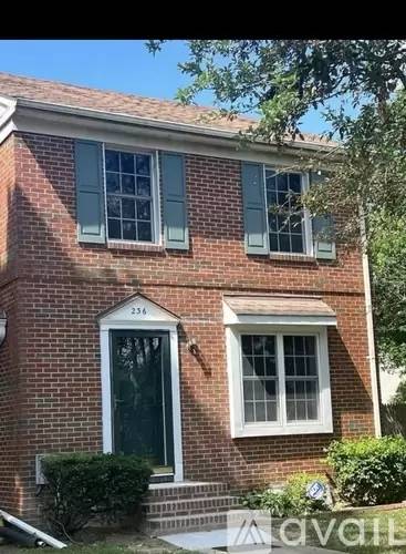 Main picture of 236 Green Blade Dr