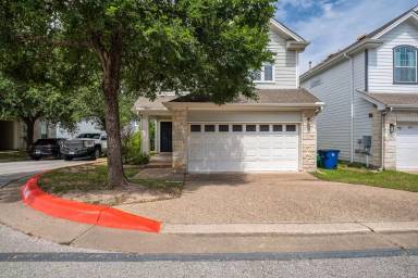 Main picture of 6715 Windrift Way