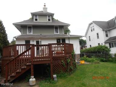 Main picture of 140 Lismore Ave