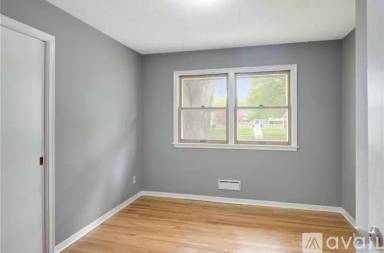 Main picture of 6132 12th Ave S