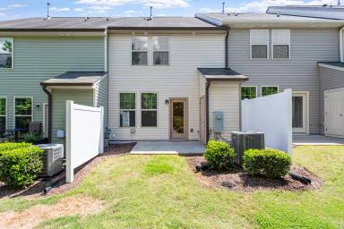 Main picture of 731 Maypearl Ln