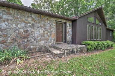 Main picture of 1035 Spider Stines Rd