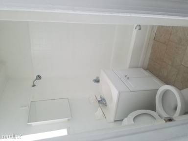 Main picture of 378 Stuyvesant Ave