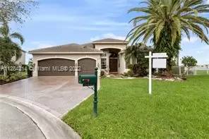 Main picture of 5449 SW 190th Ave