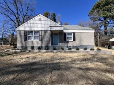 Main picture of 3032 McCool Ave