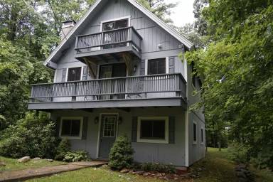 Main picture of 82 Suissevale Ave