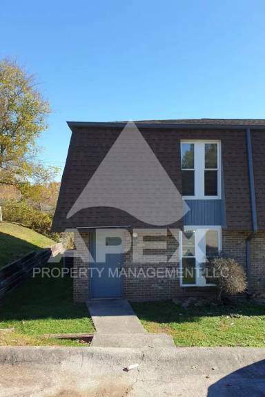 Main picture of 424 Cross Creek Rd