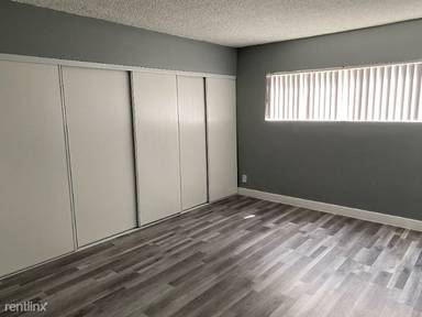 Main picture of 8165 Langdon Ave