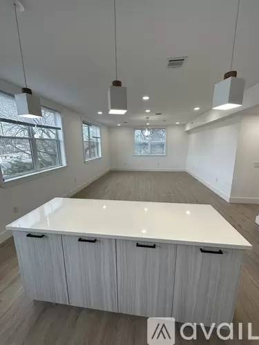 Main picture of 205 Mount Vernon Ave