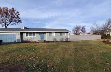 Main picture of 213 N Manzanita St