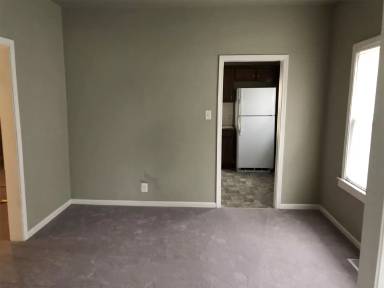Main picture of 1390 Anne Ave