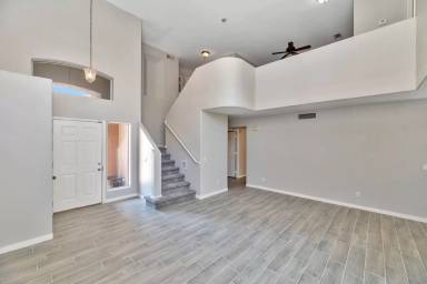 Main picture of 4030 E Anderson Dr