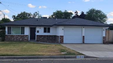 Main picture of 1180 Winter St
