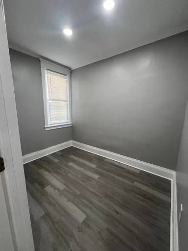 Main picture of 340 E Albanus St