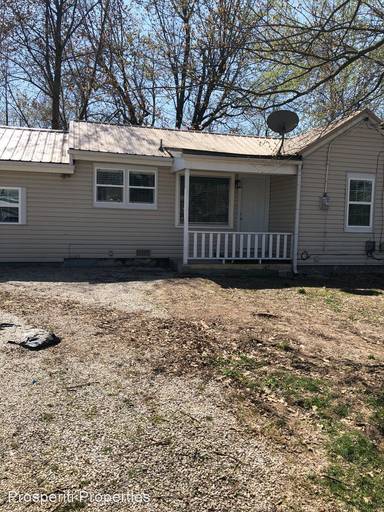 Main picture of 2122 W Wall St