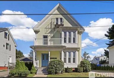 Main picture of 86 French Ave