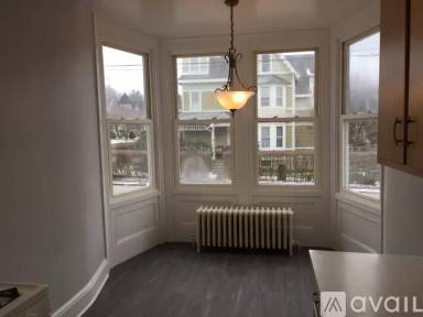 Main picture of 192 Union Ave